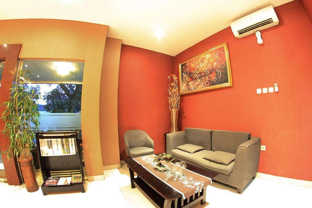 Sutan Raja Guest House Μπαντούνγκ Εξωτερικό φωτογραφία